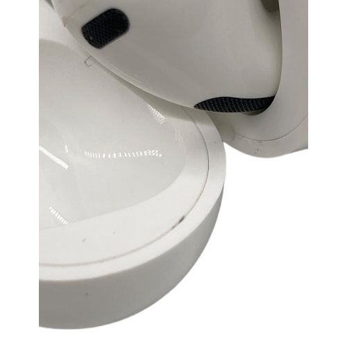 Apple (アップル) AirPods(第3世代) LVY21W57CL A2564 Lightning 動作確認済み