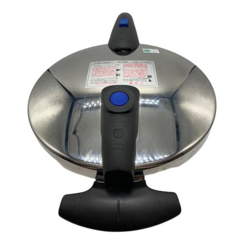 Fissler (フィスラ)ブルーポイント4.5L 圧力鍋 PSCマーク(圧力鍋)有