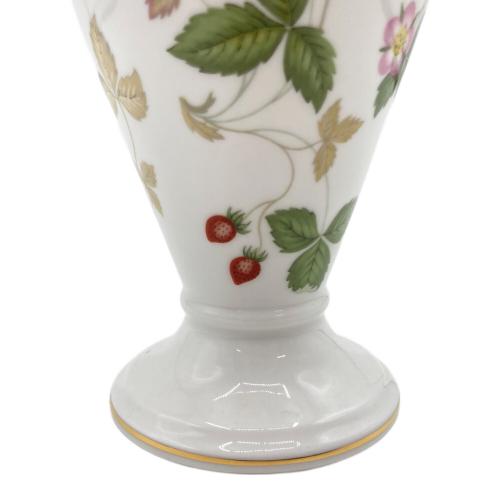 WEDGWOOD(ウェッジウッド) ワイルドストロベリー 花瓶