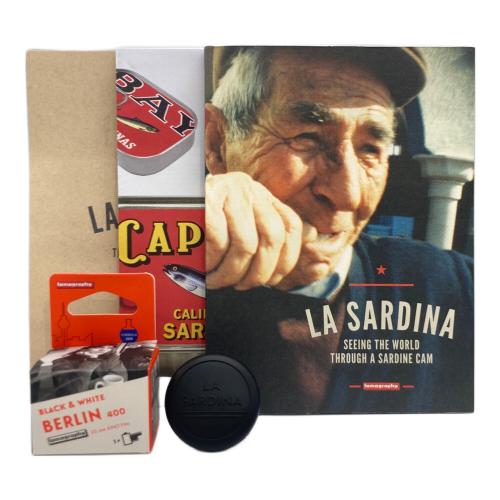 ARMANI EXCHANGE(アルマーニエクスチェンジ)×Lomodraphy(ロモグラフィー) フィルムカメラ 35mm LA SARDINA