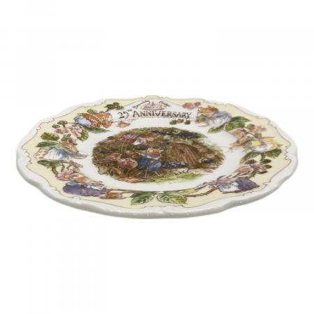 ROYAL DOULTON(ロイヤルドルトン) ブランブリーヘッジ 25TH