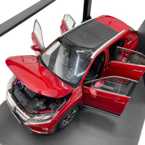 三菱 1/18 エクリプスクロス MITSUBISHI ECLIPSE CROSS レッド 31R-003