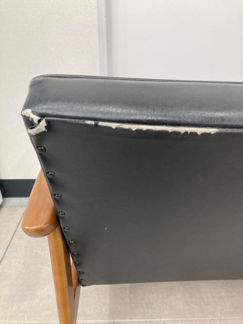 karimoku (カリモク) 2人掛けソファー ブラック×ブラウン Kチェア