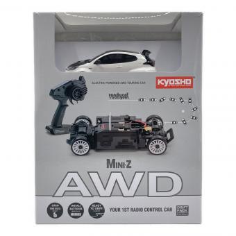 京商(キョウショウ) ミニッツAWD トヨタ GRMNヤリス サーキットパッケージ ホワイトパール 32640PW