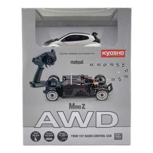 京商(キョウショウ) ミニッツAWD トヨタ GRMNヤリス サーキットパッケージ ホワイトパール 32640PW