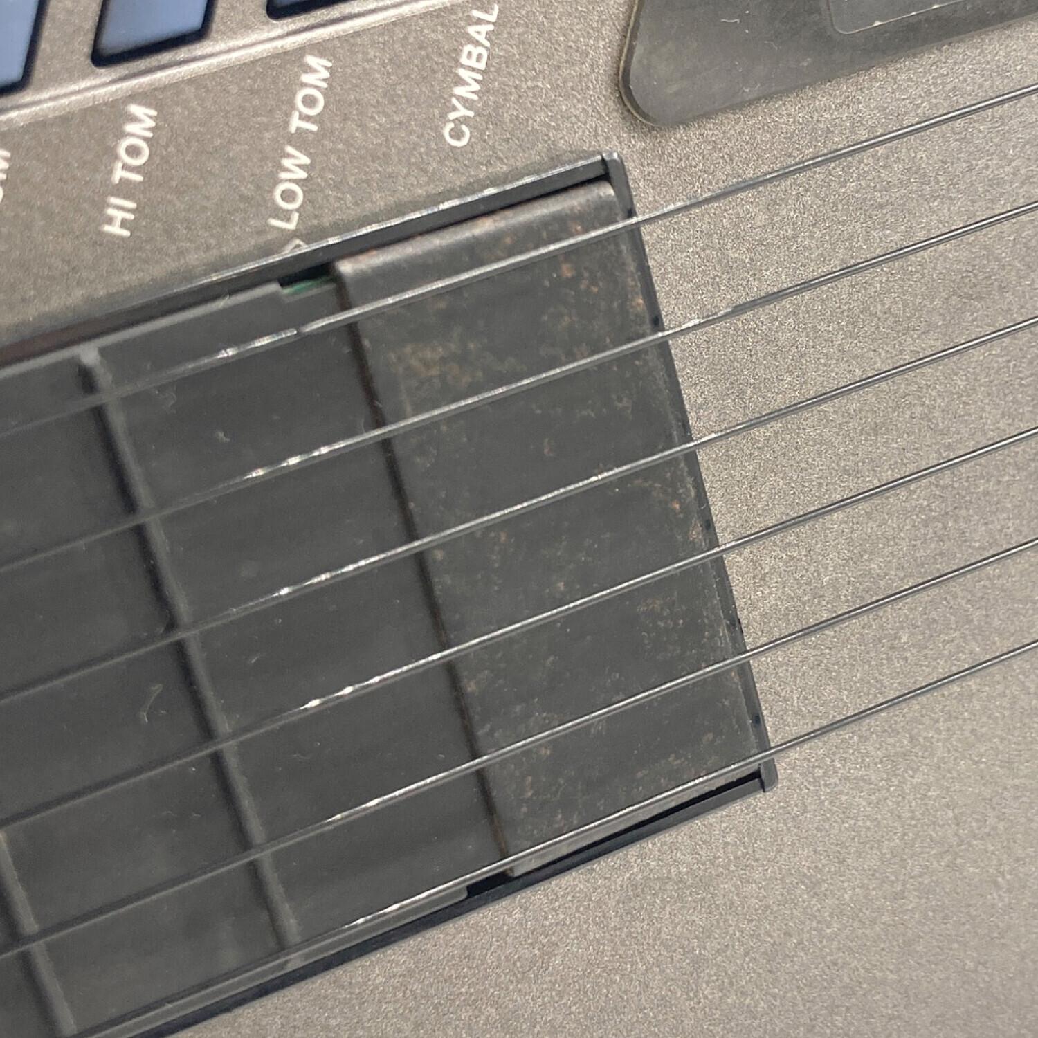 CASIO (カシオ) デジタルギター @ DG-20 単1電池6本での動作確認済み