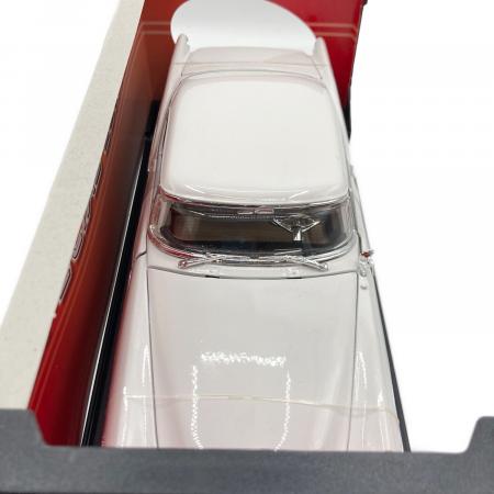 Maisto (マイスト) ミニカー Chrysler 300B（1956）｜トレファクONLINE