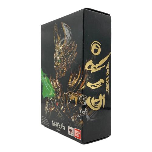 BANDAI(バンダイ) S.H.Figuarts (真骨彫製法) 黄金騎士ガロ(冴島鋼牙)