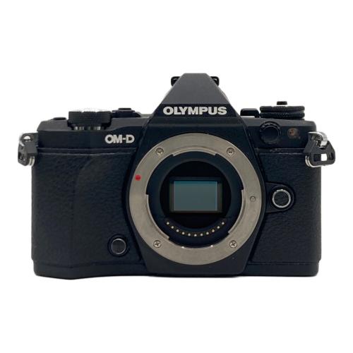 OLYMPUS OM-D デジタル一眼レフカメラ E-M5Ⅱ｜トレファクONLINE