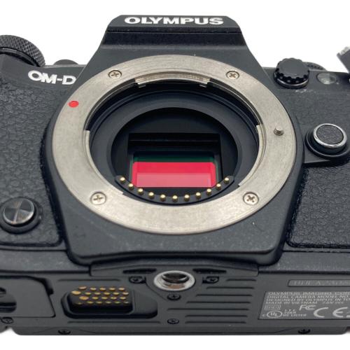 OLYMPUS OM-D デジタル一眼レフカメラ E-M5Ⅱ