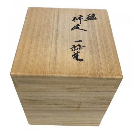 十四代 柿右衛門 (カキエモン) 一輪挿し｜トレファクONLINE