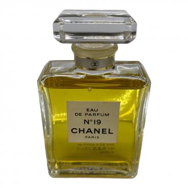 シャネル 中古品 クリスタ ル オーヴェルト オードゥ トワレット 他2点