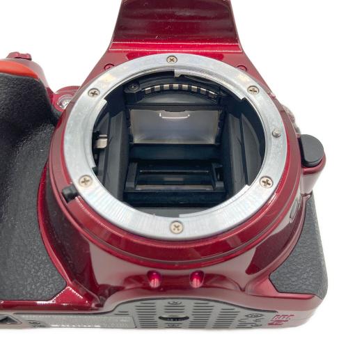 Nikon(ニコン) レンズ交換式 デジタル一眼レフカメラ D5500