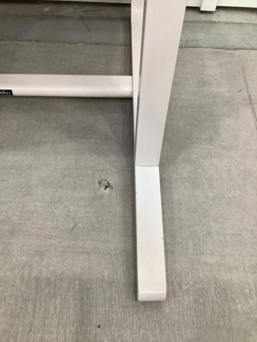 karimoku (カリモク) デスクチェア XT2401 344 ピンク×ホワイト