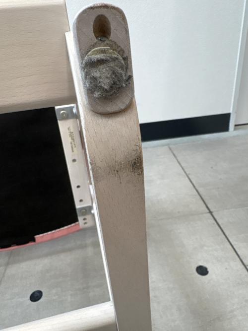 karimoku (カリモク) デスクチェア XT2401 344 ピンク×ホワイト