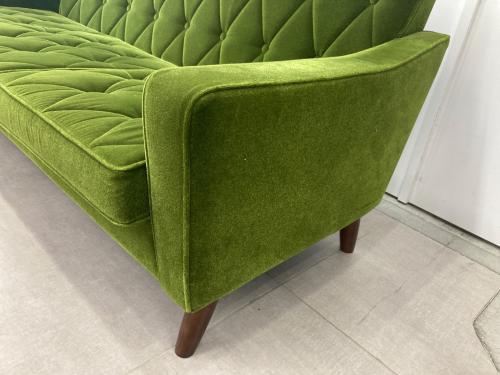 カリモク60 (カリモクロクマル) ロビーチェア モケットグリーン