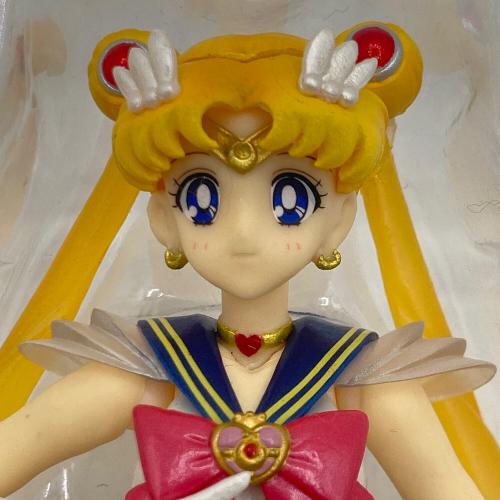 BANDAI(バンダイ) S.H.Figuarts スーパーセーラームーン フィギュア