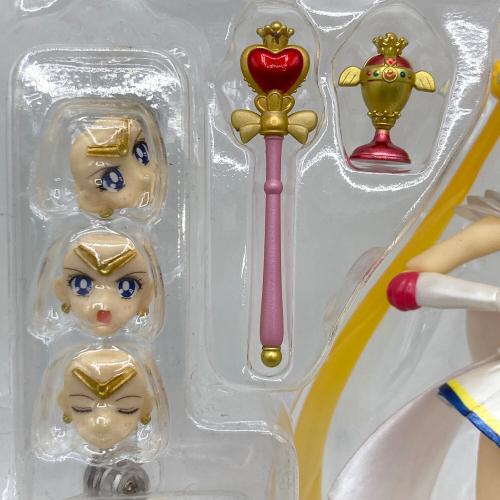 BANDAI(バンダイ) S.H.Figuarts スーパーセーラームーン フィギュア