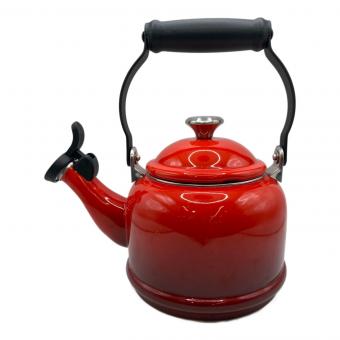 LE CREUSET (ルクルーゼ) ケトル 1.1L レッド
