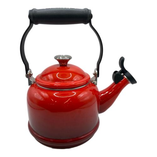 LE CREUSET (ルクルーゼ) ケトル 1.1L レッド