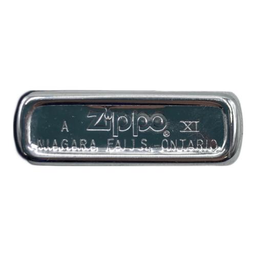 ZIPPO (ジッポ) オイルライター 1995年製 CANADA MAPLE LEAF オンタリオ工場製