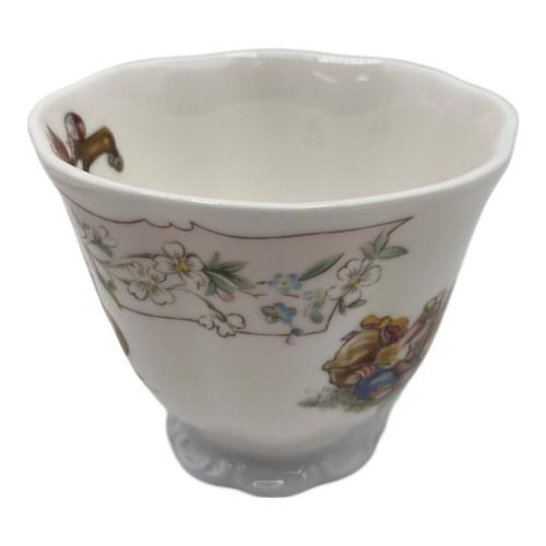ROYAL DOULTON (ロイヤルドルトン) カップ&ソーサー ブランブリーヘッジバースデー