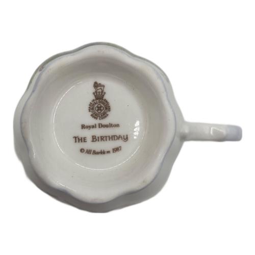 ROYAL DOULTON (ロイヤルドルトン) カップ&ソーサー ブランブリーヘッジバースデー