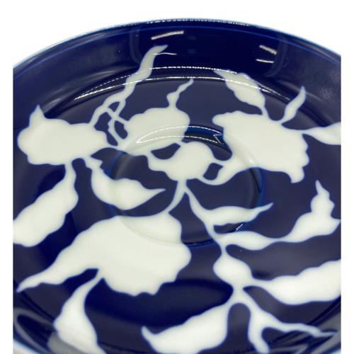 深川製磁 (フカガワセイジ) カップ&ソーサー 草花折枝白抜紋