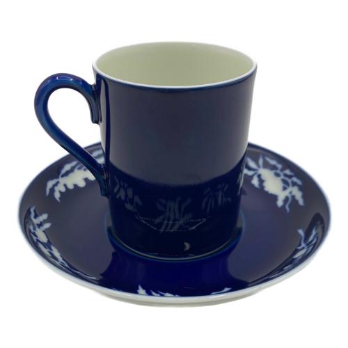深川製磁 (フカガワセイジ) コーヒーカップ&ソーサー 明染付白抜紋突立