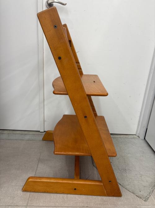 STOKKE (ストッケ) ベビーチェアー ブラウン