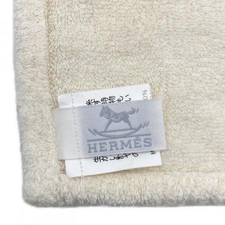 HERMES(エルメス) おくるみ USED 箱内シミ有 ホワイト｜トレファクONLINE
