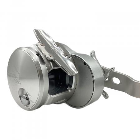 SHIMANO (シマノ) リール 02762 OCEA JIGGER 2000NRHG｜トレファクONLINE
