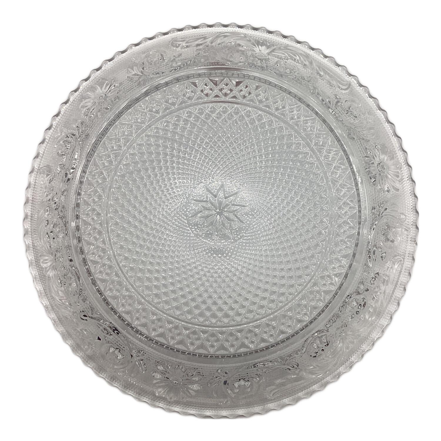 Baccarat (バカラ) デザートプレート 16cm アラベスク｜トレファクONLINE