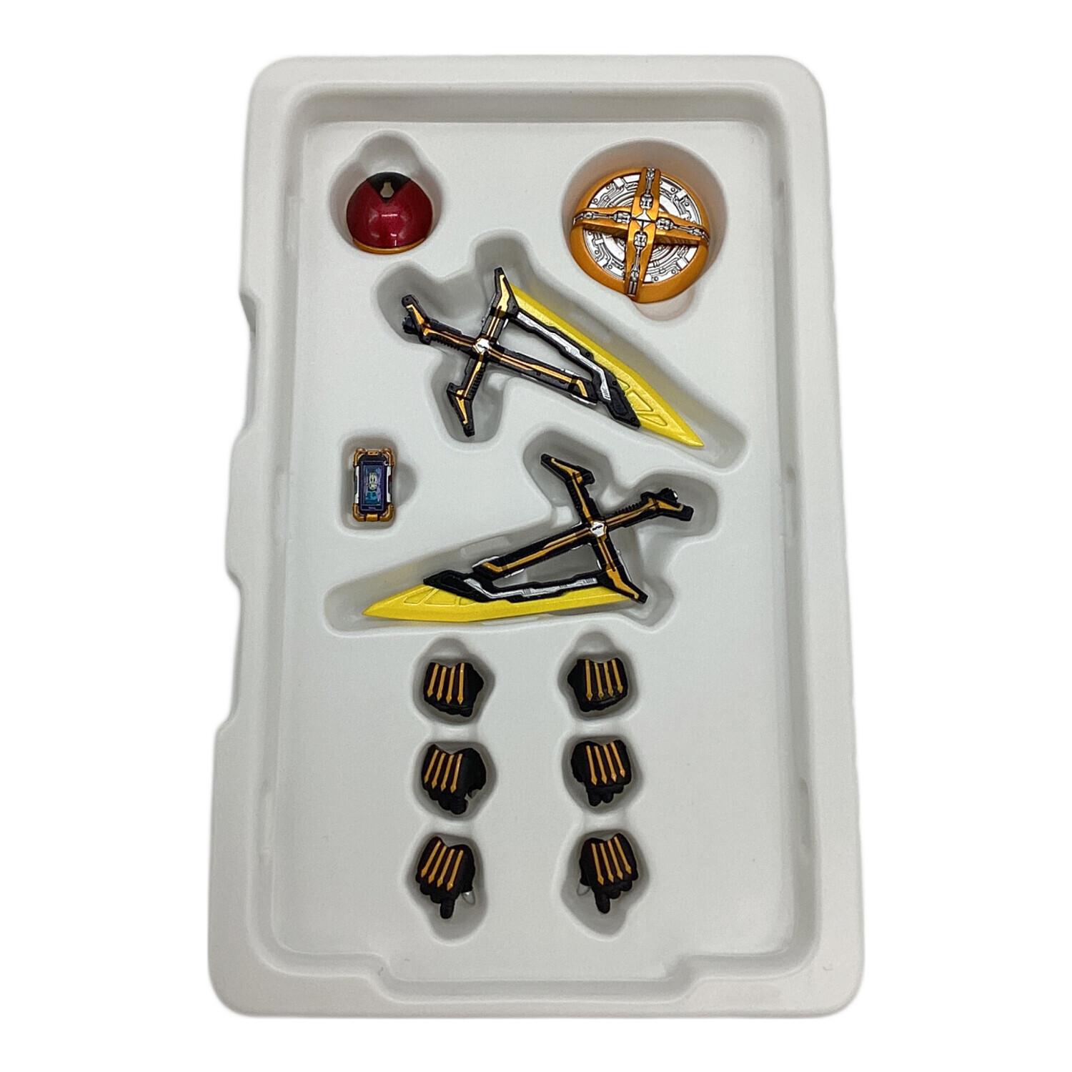 BANDAI(バンダイ)フィギュア S.H.Figuarts 仮面ライダーネクストカイザ