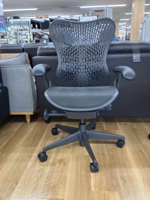 Herman Miller (ハーマンミラー) オフィスチェア ブラック 2009年製 1人掛け MR113AAM-0020 ミラ2チェア