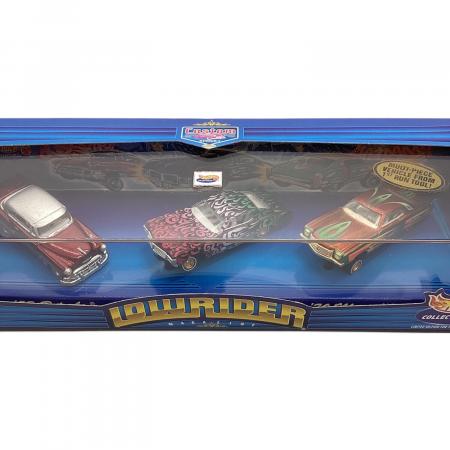 ホットウィール　ローライダーマガジン Hot Wheels 1/18 COLLECTIBLES LOWRIDER MAGAZINE 1965 CHEVY IMPARA