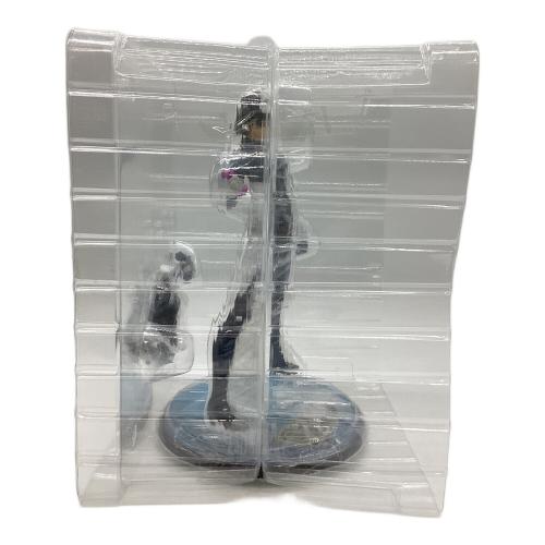 Megahouse (メガハウス) フィギュア 内部ブリスター未開封 Lucrea ペルソナ5 ザ・ロイヤル 新島真