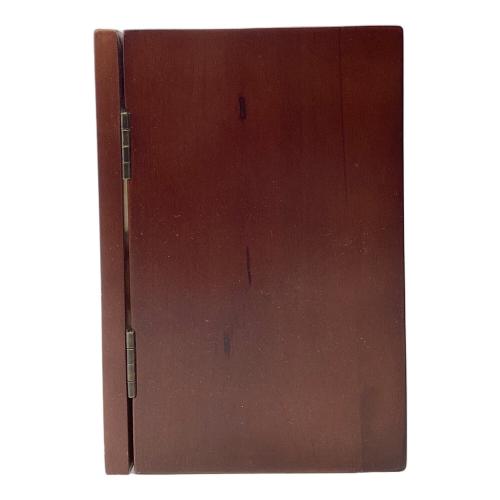 tokyo disney sea (東京ディズニーシー) ヌイグルミ ニューイヤーダッフィー2011