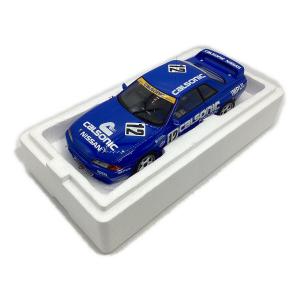 AUTOart(オートアート)モデルカー 1/18スケール グループA 1993 カルソニック＃12 6000台限定生産モデル NISSAN SKYLINE GT-R R32