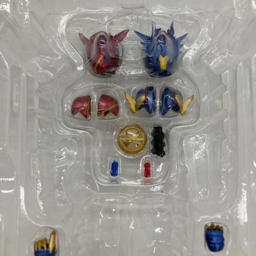 BANDAI(バンダイ) 仮面ライダービルド 仮面ライダーエボル(フェーズ1.2.3.SET) S.H.Figuarts