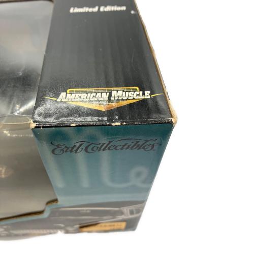 AMERICAN MUSCLE (アメリカンマッスル) 55 Chevy ダイキャストカー