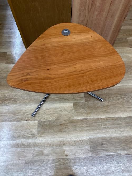 TECTA (テクタ) サイドテーブル ナチュラル K22