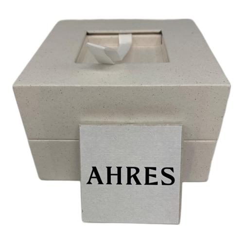 AHRES (アーレス) 練り香水