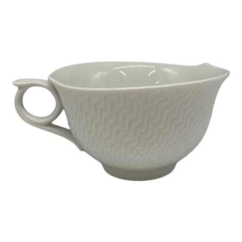 Meissen (マイセン) カップ&ソーサー 波の戯れホワイト