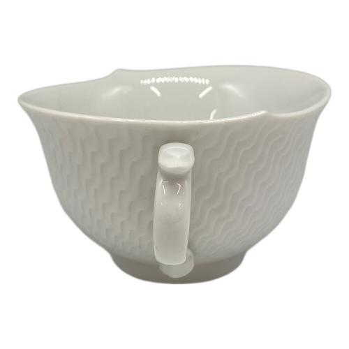 Meissen (マイセン) カップ&ソーサー 波の戯れホワイト
