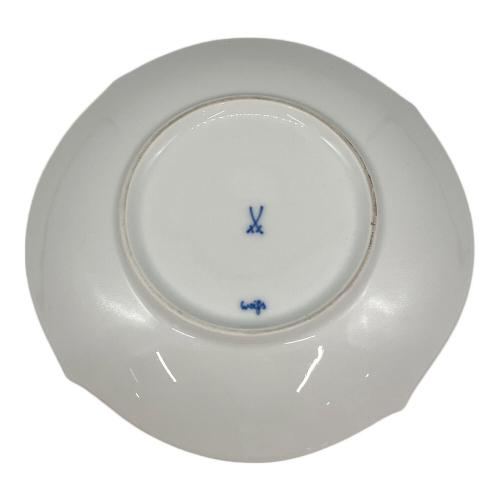 Meissen (マイセン) カップ&ソーサー 波の戯れホワイト