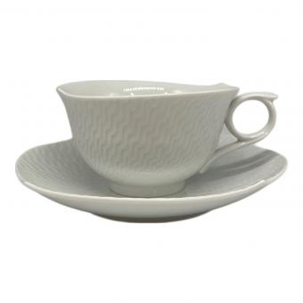 Meissen (マイセン) カップ&ソーサー ヨゴレ有 波の戯れホワイト
