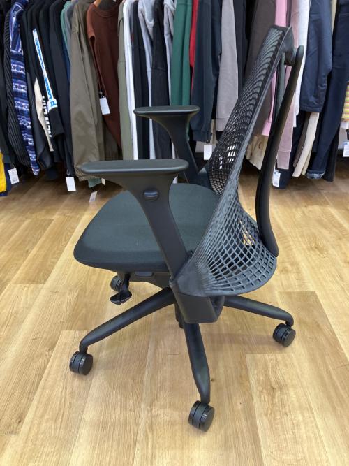 Herman Miller (ハーマンミラー) セイルチェア AS1YA23HA-2159 237 ブラック