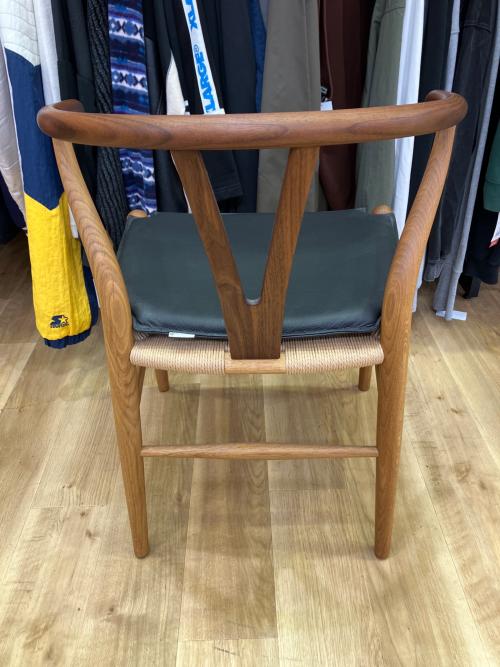 Carl Hansen&Son (カールハンセンアンドサン) ウィッシュボーンチェア レザーパット付 2024年限定品 CH24   ＠ 237 ナチュラル×ブラウン