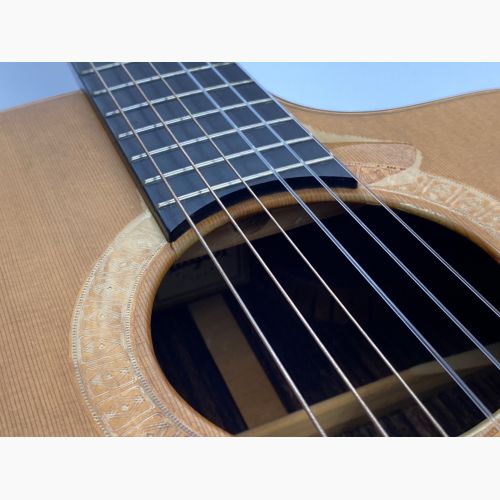 Taylor (テイラー) クラシックギター ボディ割れ 現状販売 NS72-CE